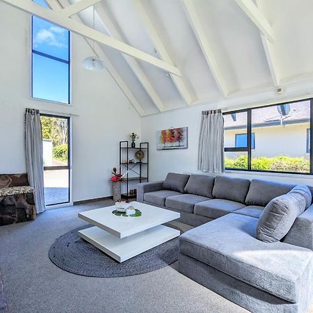 Вілла Rotorua Redwood Retreat Екстер'єр фото